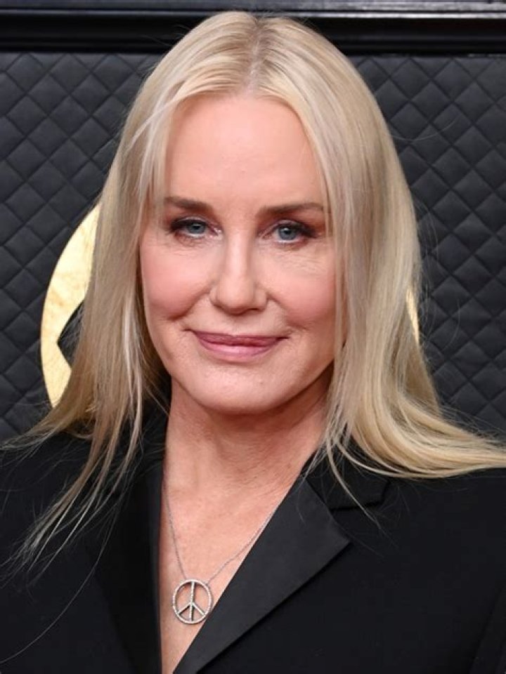 Daryl Hannah's Journey: Unveiling Her Net Worth