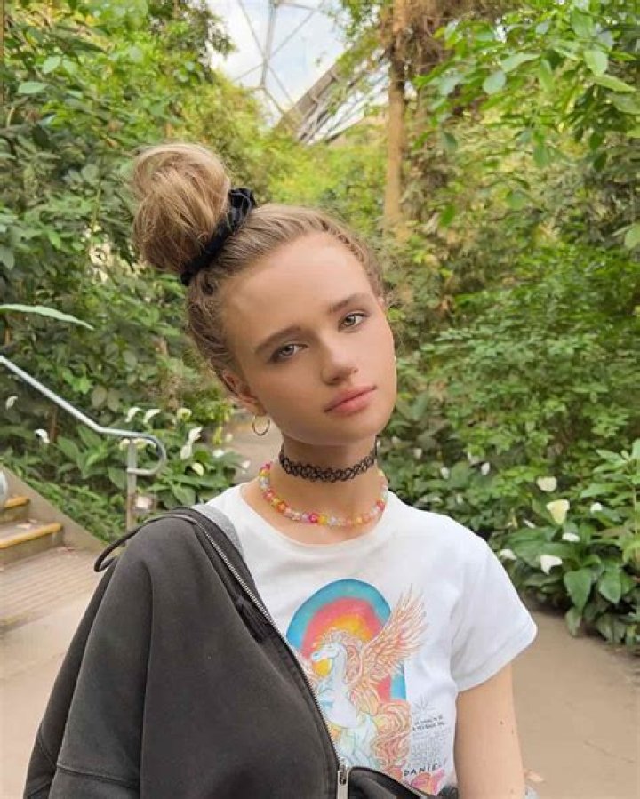 Discovering Julia Gisella: A Journey Through Her Life And Career