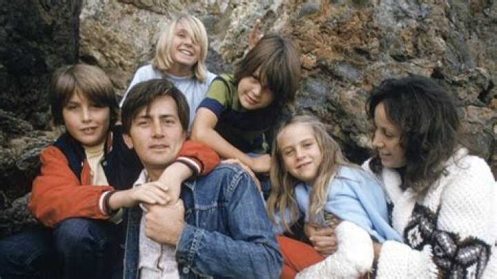 Emilio Estevez: A Glimpse Into His Family Life With Wife And Kids