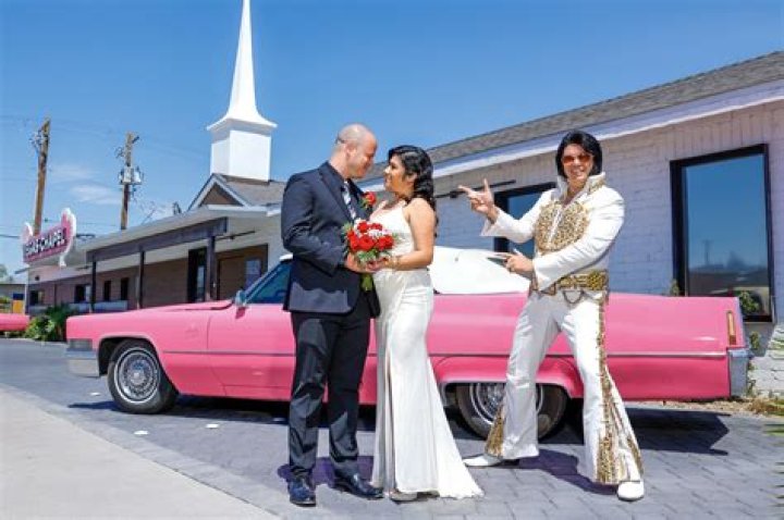 Experience The Magic Of Renewing Vows In Vegas