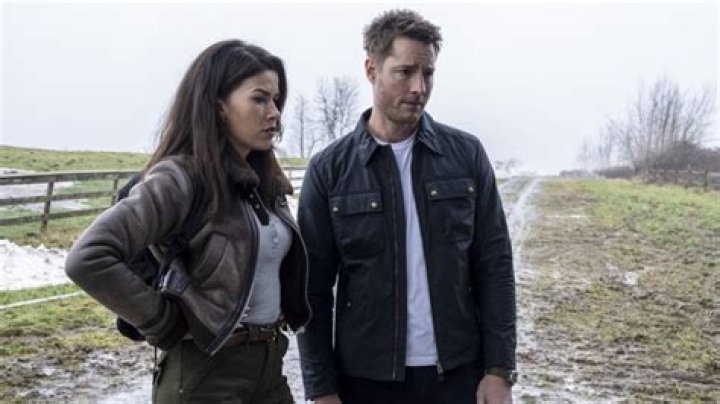 Exploring Justin Hartley's Relationship Journey