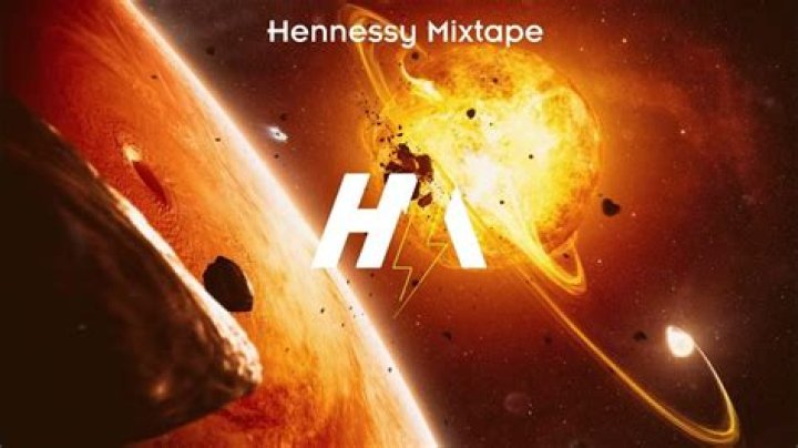 Exploring The Digital Universe Of Holly Hennessy On Discord