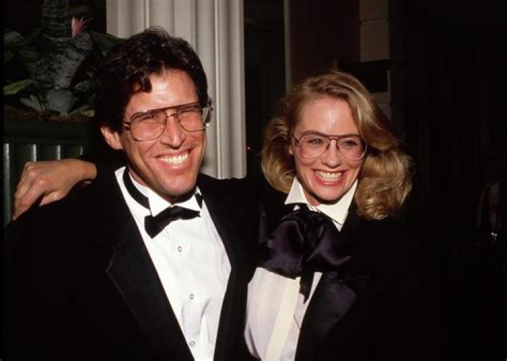 Is Cybill Shepherd Married? The Intriguing Love Life Of A Hollywood Icon