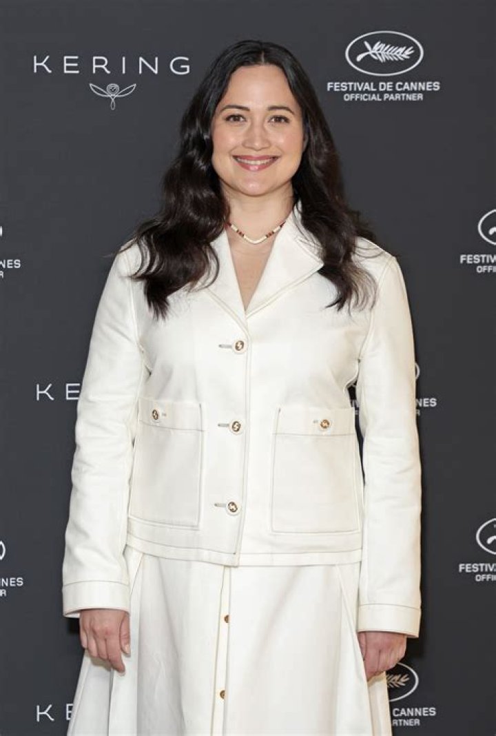 Lily Gladstone: Unveiling The Intricacies Of Her Relationships