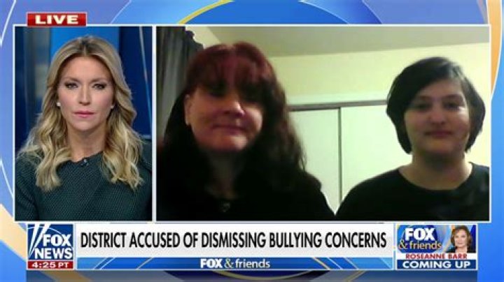 Molly Noblitt's Bullying Case: A Deep Dive Into Tragedy And Triumph
