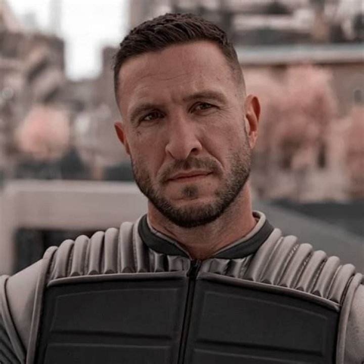 Pablo Schreiber's Partner: A Closer Look