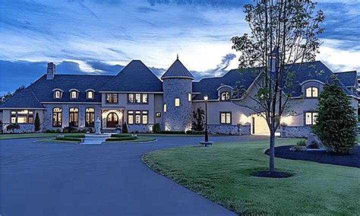 Steven Furtick's Luxurious Rides: Unveiling His Lavish Collection