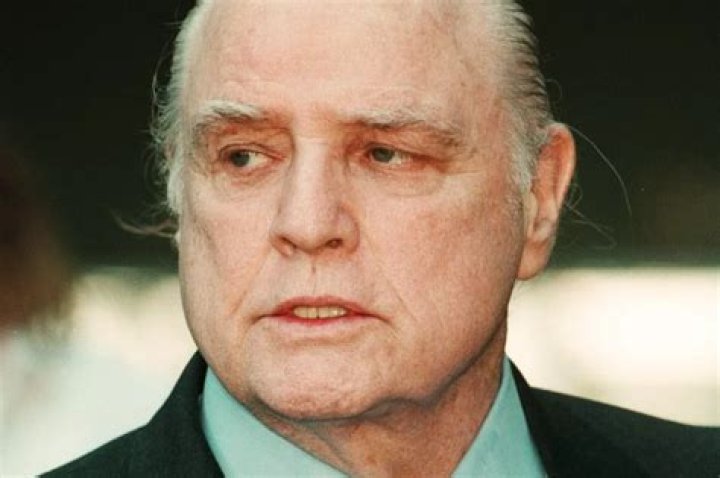 The Enigmatic Marlon Brando: Uncovering His Stature