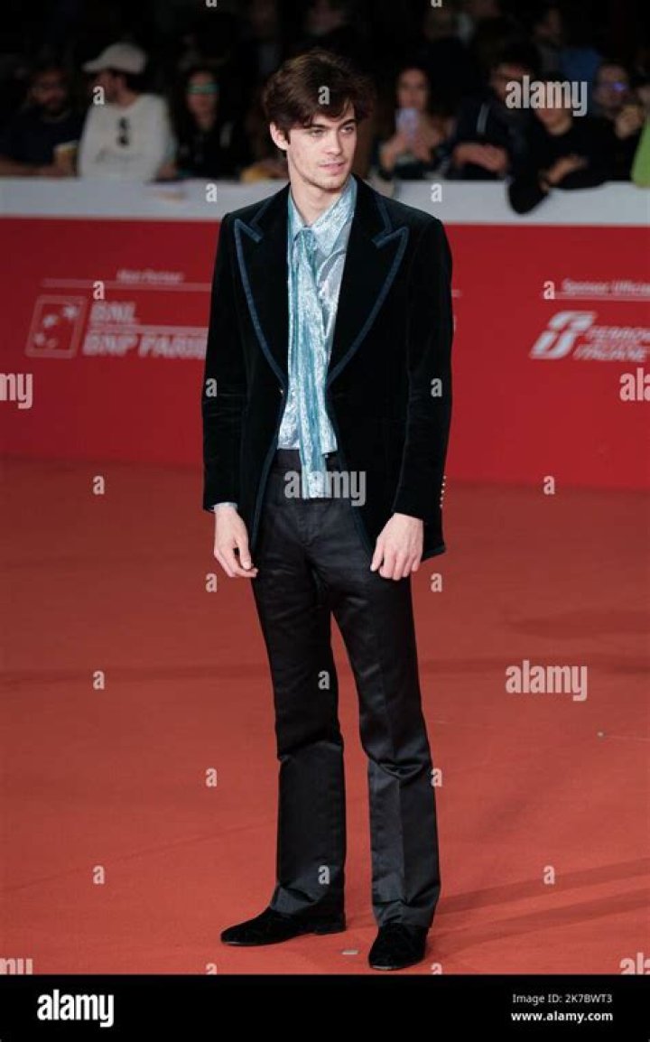 The Mystery Unveiled: Lorenzo Zurzolo's Residence