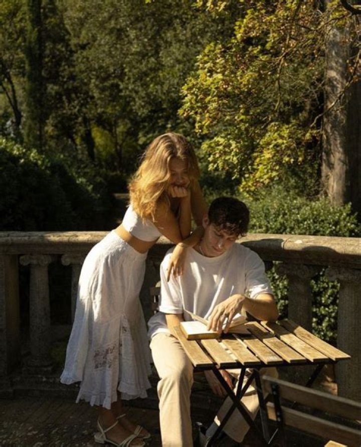 The Thrilling Love Lives Of Wild Couples: An Intimate Glimpse