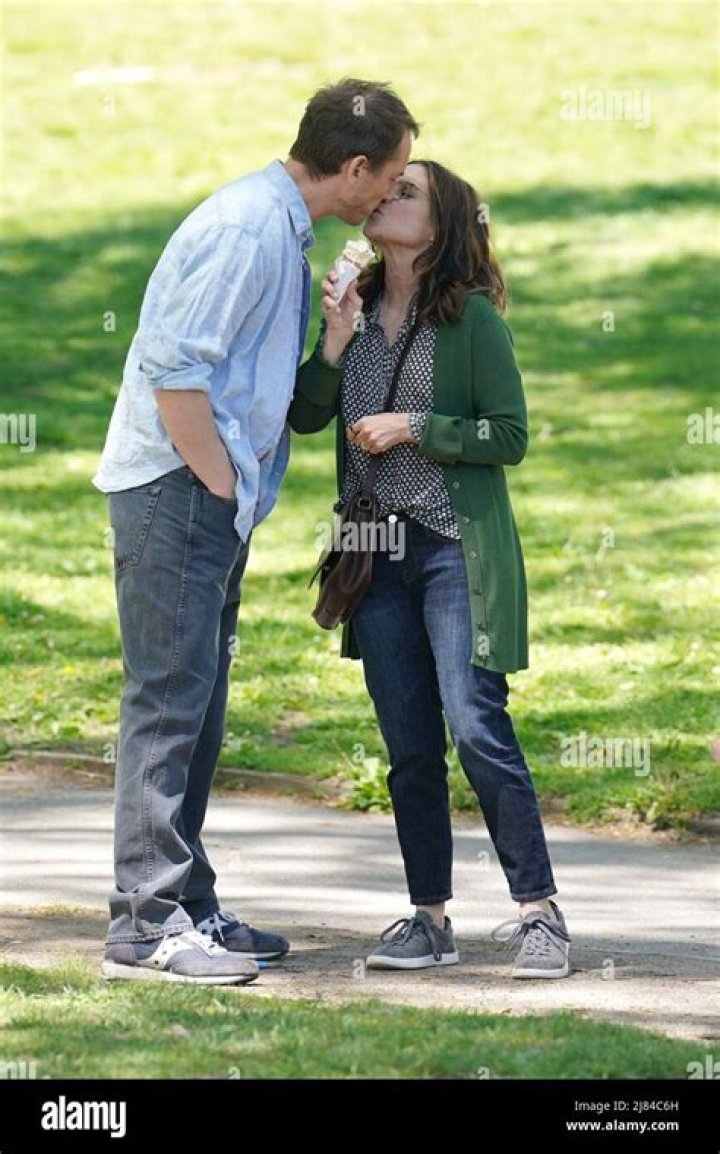 Tobias Menzies' Wife Photos: A Glimpse Into Their Relationship