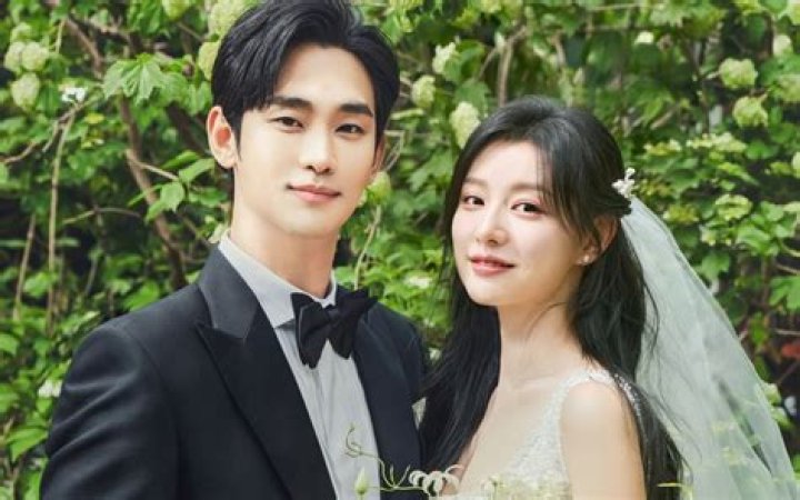 Unraveling The Mystery Of Kim Soo Hyun's Boyfriend: Who Holds The Heart Of The Star?