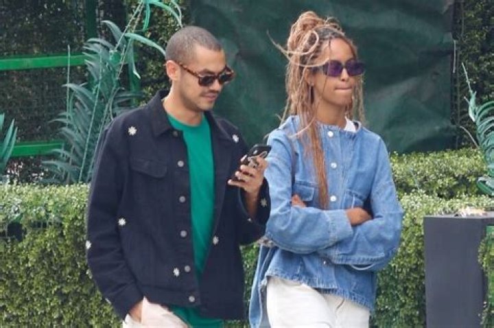 Unveiling The Connection: Malia Obama And Dawit Eklund