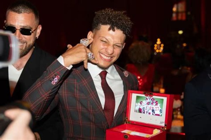 Unveiling The Fortune: A Deep Dive Into Mahomes Net Worth