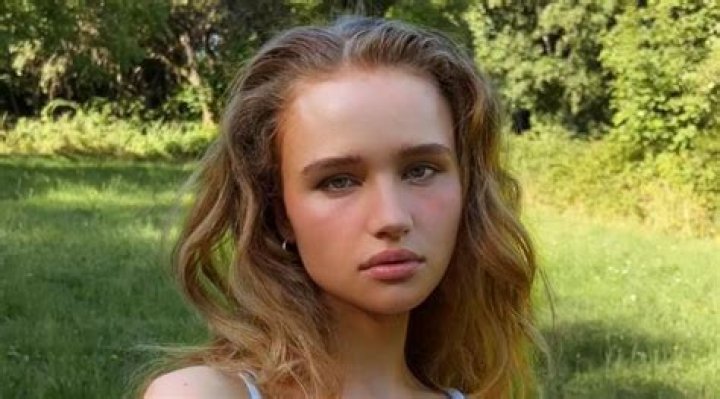 Unveiling The Mystery: Julia Gisella Age And More