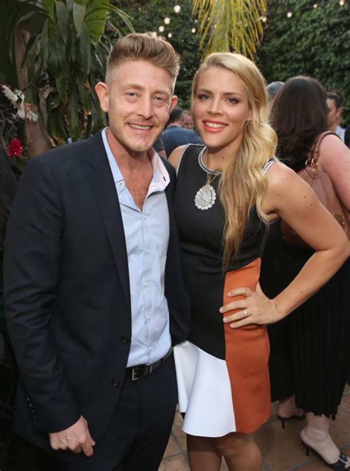 Unveiling The Truth About Jason Nash Height