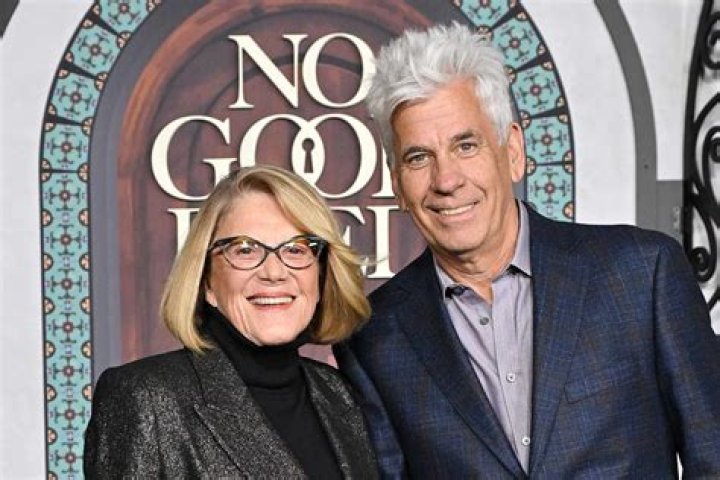 Who's Linda Lavin's Husband?