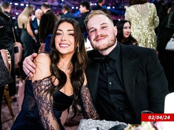 Zach Bryan's Ex-Wife: Unraveling The Story Behind The Music