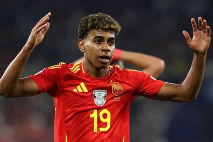 Zach Elliott: The Rising Star In The World Of Sports